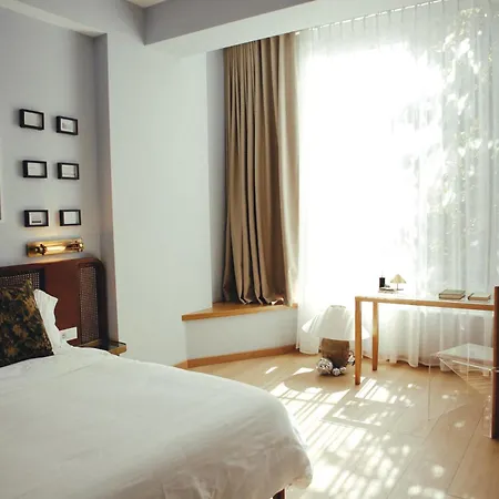 Bazaar Hotel Tirana