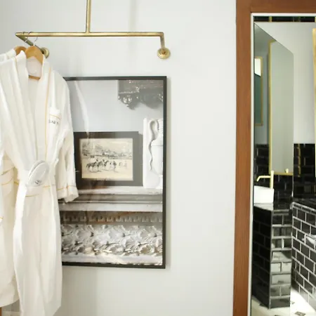 Bazaar Hotel 4*