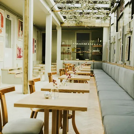 Bazaar 4*