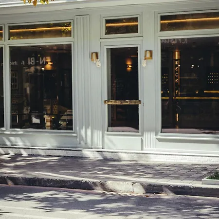 Bazaar Hotel 4*