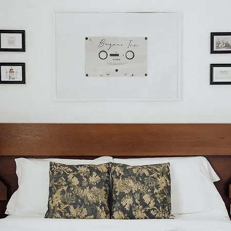 Bazaar Hotel Tirana