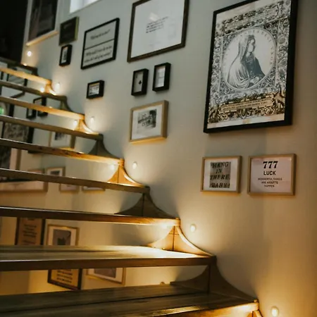 호텔 Bazaar 티라나